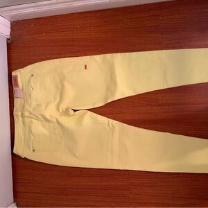 Levi's Men's Bright Yellow Skinny Jeans